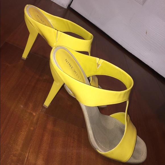 Nine West yellow heels - Picture 2 of 5